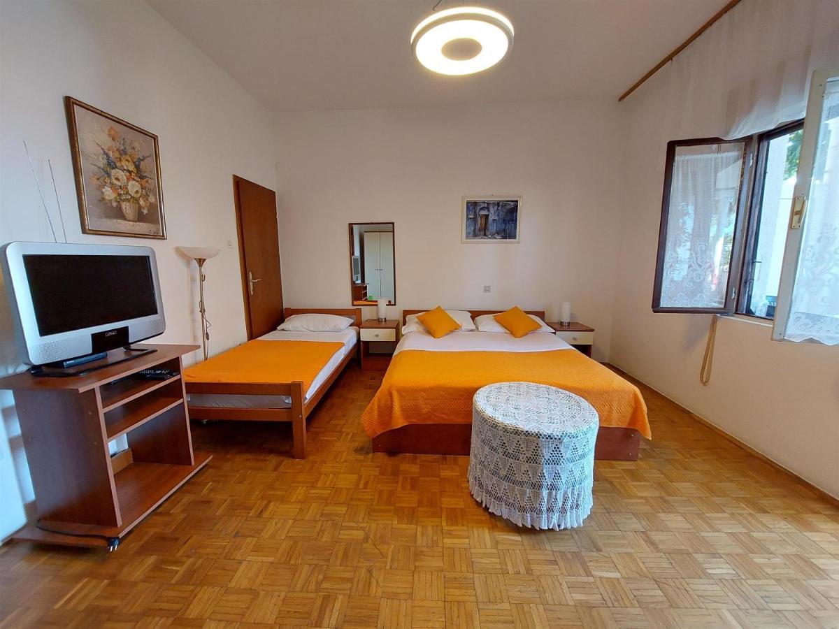 Apartments Faran Crikvenica Exterior foto