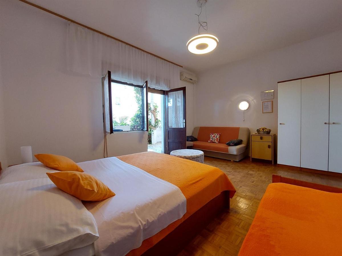 Apartments Faran Crikvenica Exterior foto